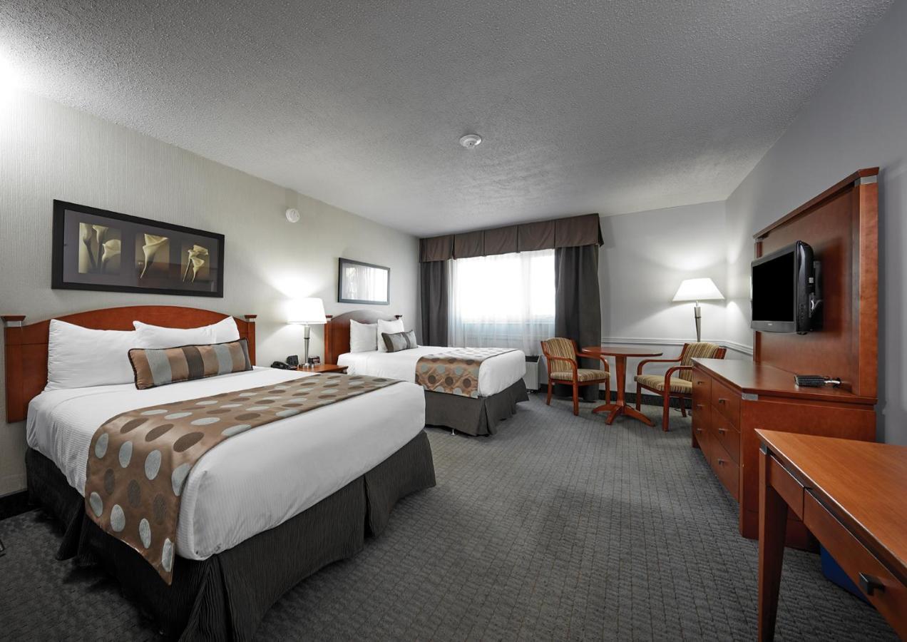 Quality Inn Rouyn-Noranda Buitenkant foto