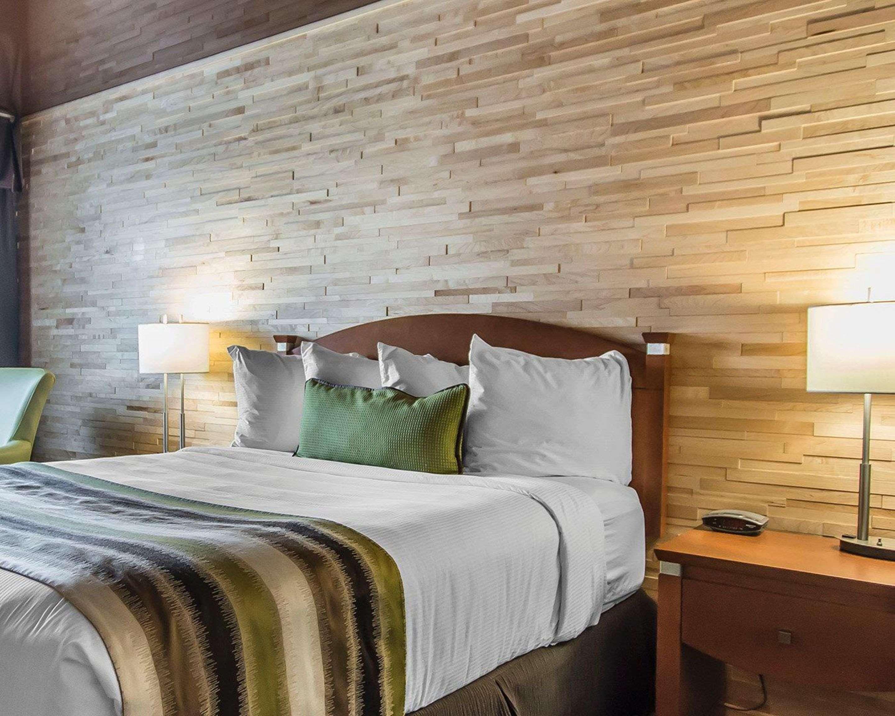 Quality Inn Rouyn-Noranda Buitenkant foto