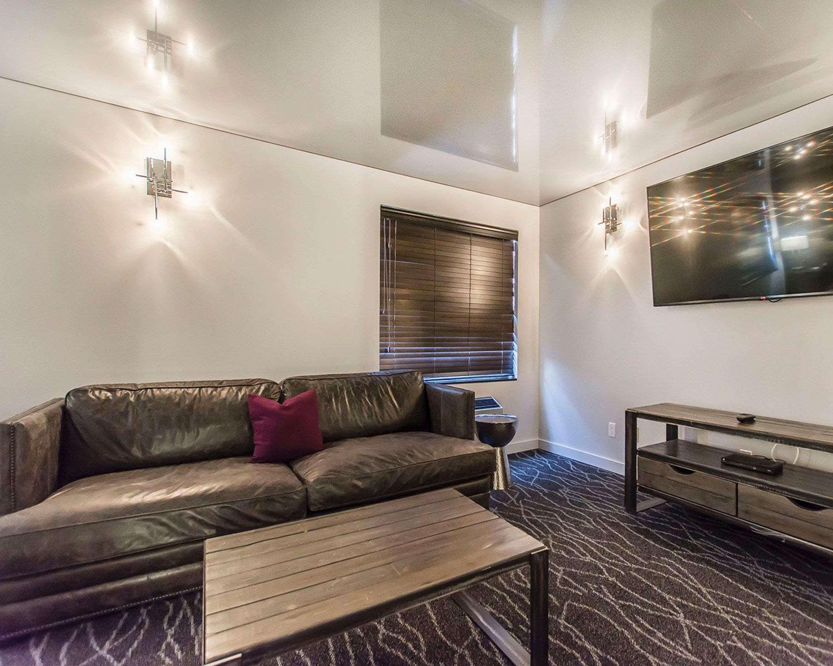 Quality Inn Rouyn-Noranda Buitenkant foto